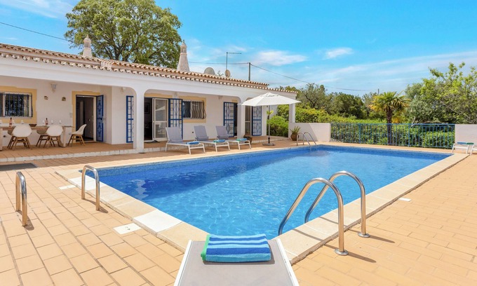 Sao Clemente Villa | Countryside property with mountain views