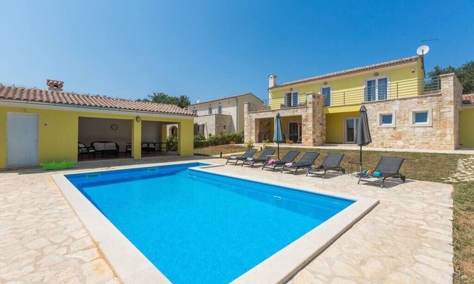 Brajkovici Villa | Countryside Villa - Violetta with pool and garden