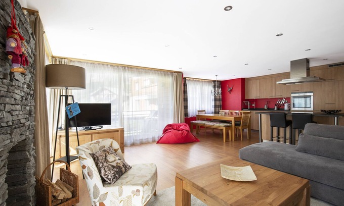 Saas-Fee Apartment | Couples/Family friendly apartment in Centre with wellness