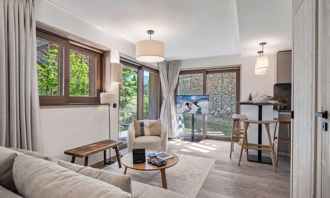 Le Praz Apartment | Courchevel Le Praz: Apt 36m², 2 adults + 2 kids, Wifi, Parking
