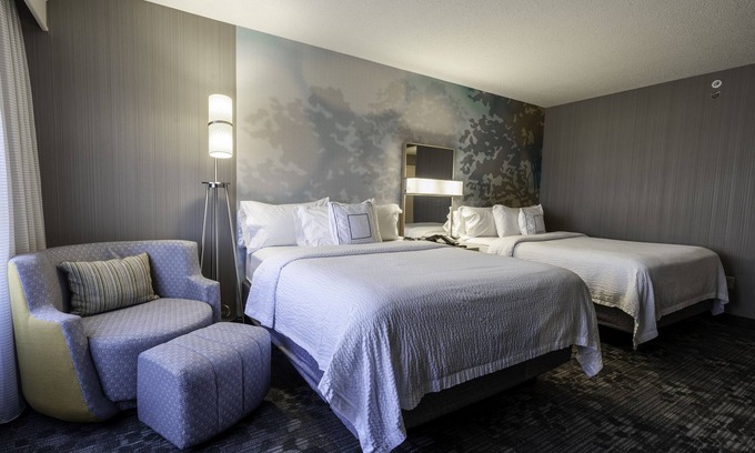 Willoughby Hotel | Courtyard by Marriott Cleveland Willoughby