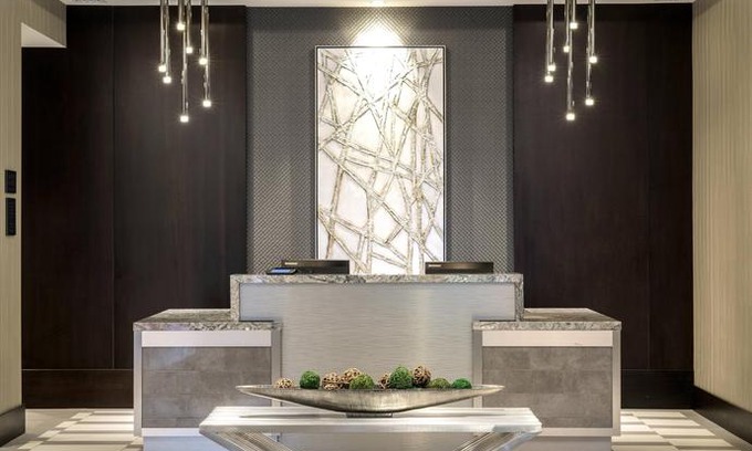 Edgewater Hotel | Courtyard by Marriott Edgewater NYC Area