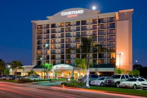 Monrovia Hotel | Courtyard by Marriott Los Angeles Pasadena/Monrovia