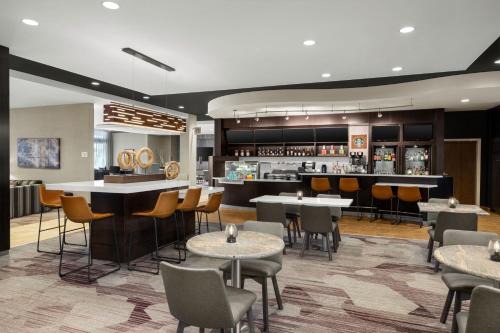 Bellevue Hotel | Courtyard by Marriott Omaha Bellevue at Beardmore Event Center