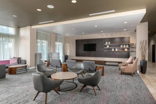 Ivey Ranch - Rancho Del Oro Hotel | Courtyard by Marriott San Diego Oceanside