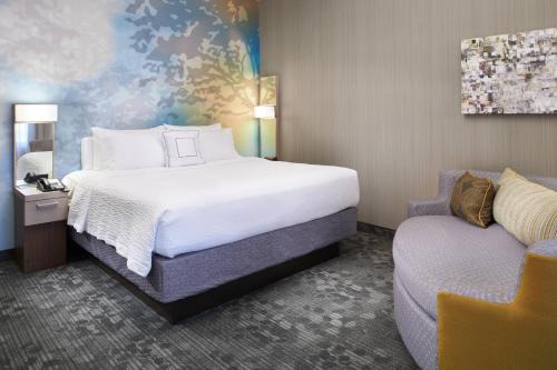 Maumee Hotel | Courtyard Toledo Maumee/Arrowhead