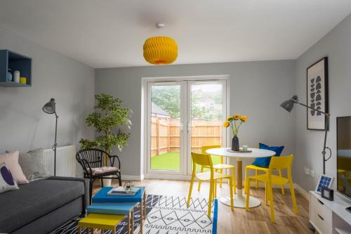 Coventry House | Coventry JLR Guest House