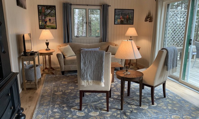 Bernard House | Coveside Cottage-on the shore overlooking Bass Hbr