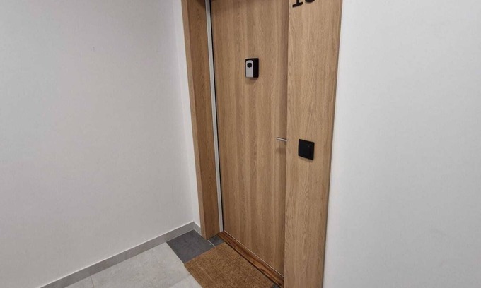 Bialoleka Apartment | Cozy 1-bedroom apartment in lovely Warszawa with WiFi