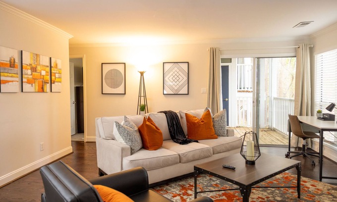 Charlotte Apartment | Cozy 1 Bedroom Home Away from Home
