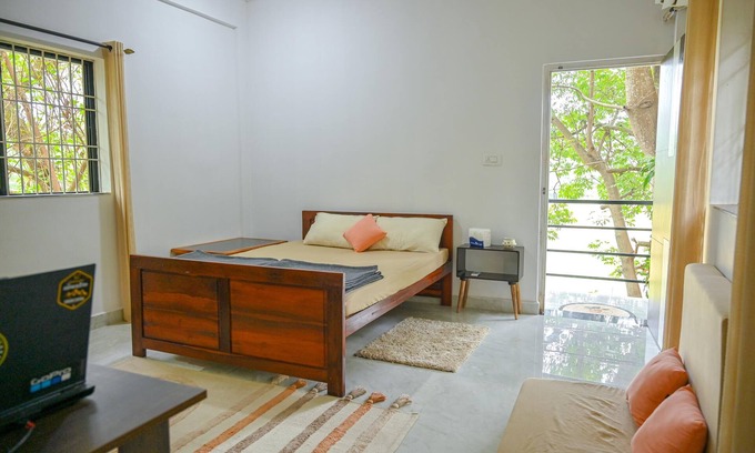 Arambol House | Cozy 1-bedroom private house with countryside view.