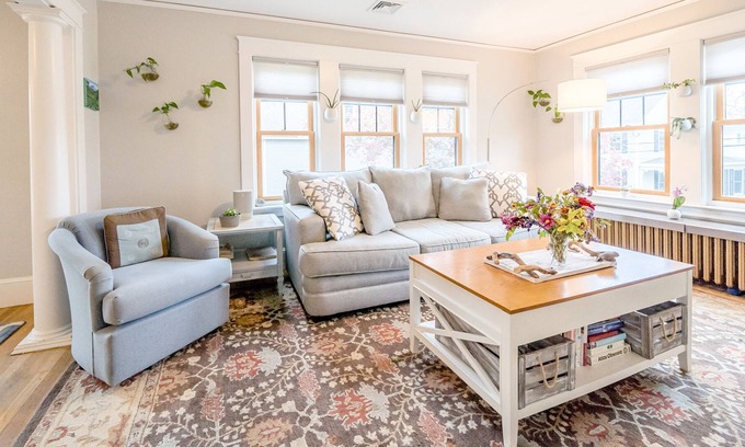 Kittery Condo | Cozy 2 Bdrm Condo near Downtown Portsmouth!