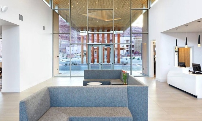 Moab Resort | Cozy 2-bedroom PR resort in amazing Moab with fitness room, WiFi.
