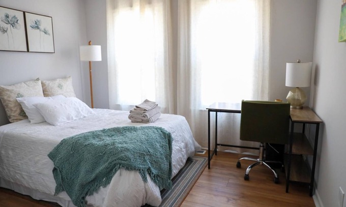 Tuckahoe House | Cozy 2-bedroom townhome in enjoyable Richmond with WiFi, AC