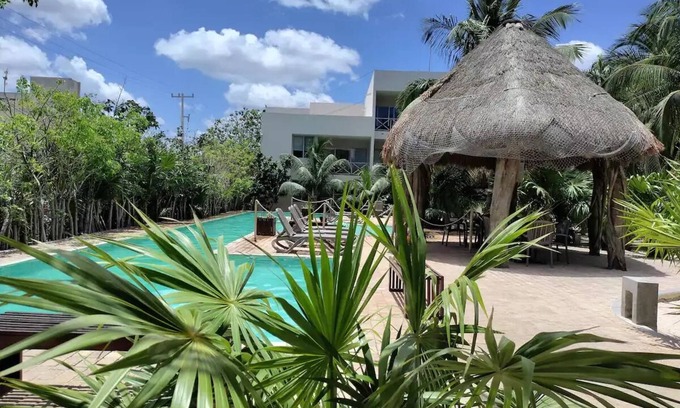 Progreso Municipality Apartment | Cozy 2BR Apt, 50 meters from the beach with large pool