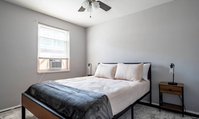 Kettering Apartment | Cozy 2BR Retreat/Workspace + Washer/Dryer