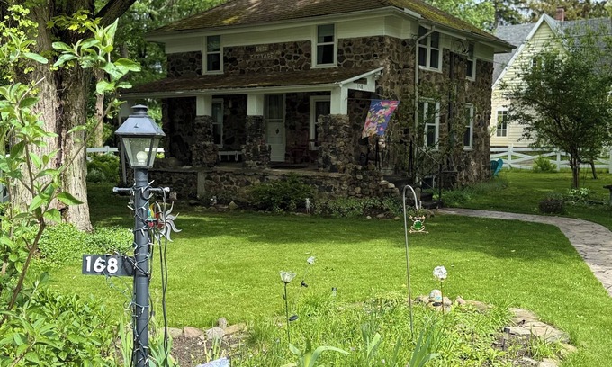 Fredonia Cottage | Cozy 3-bedroom house in charming Fredonia with AC, WiFi