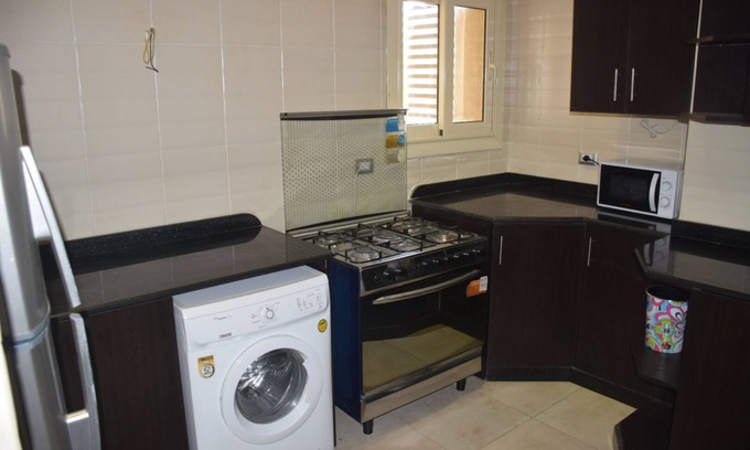 New Cairo House | Cozy 3BR Penthouse 200m at The Village Compound near AUC & Point 90 Mall