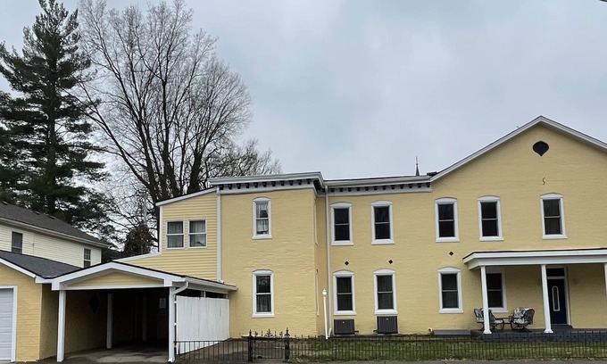 Madison House | Cozy 4-bedroom house in enjoyable Madison fast reliable WiFi