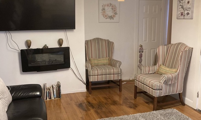 Mount Pleasant House | Cozy and beautiful private home in Mount Pleasant