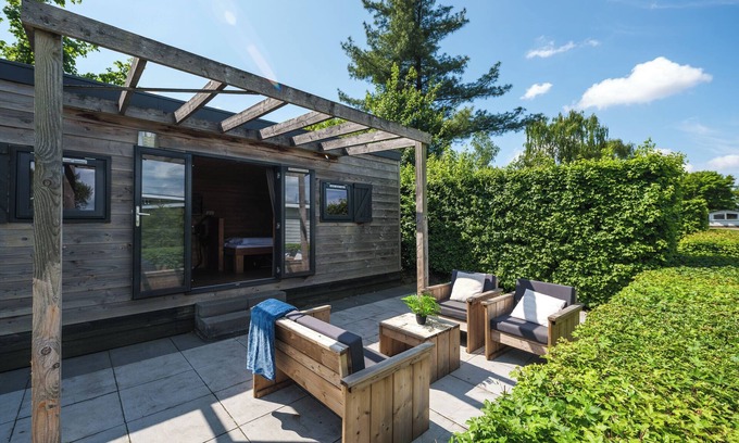 Zuna Cabin | Cozy and cozy cottage with everything you need! Tiny is finy!
