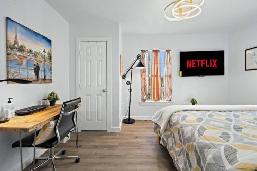 Cedar Crest Apartment | cozy and modern 1BR apartment (15 steps)