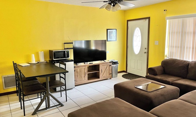 Limona Improvement House | Cozy and Peaceful Abode
