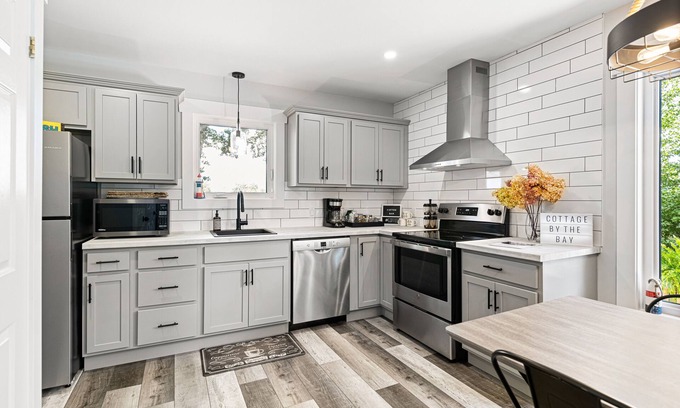 Cormierville Cottage | Cozy and peaceful Ocean view modern cottage W/hot tub and outdoor oasis