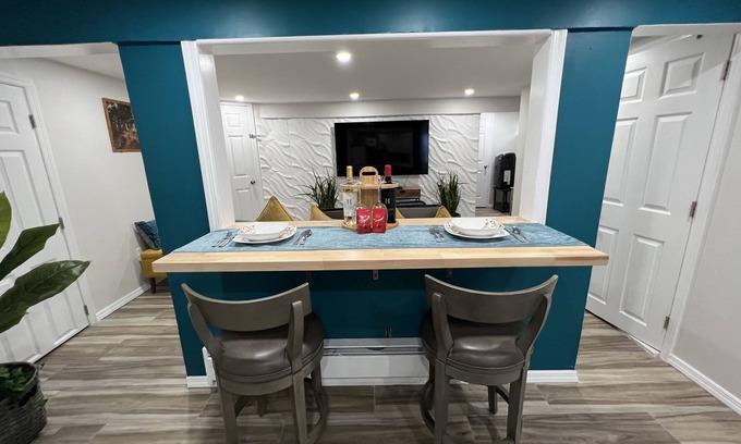 Mastic Bed & Breakfast | Cozy and Stylish 1 Bedroom Guest Suite