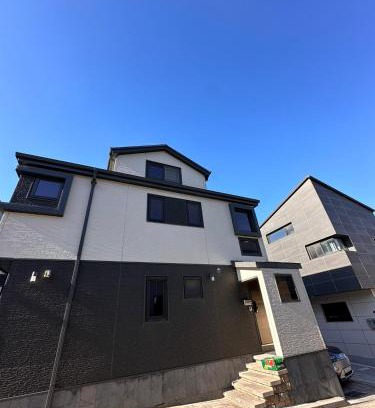 Jingwan-dong House | Cozy Aori house