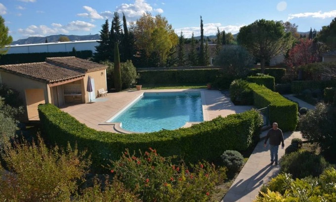 St.-Remy-de-Provence Apartment | Cozy apartment in secure residence