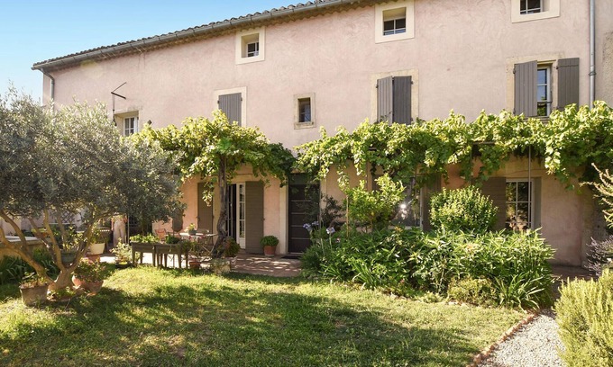 Morieres-les-Avignon Apartment | Cozy apartment in Morières-lès-Avignon