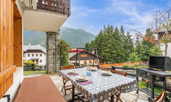 Antagnod Apartment | Cozy apartment in Ayas with kitchenette