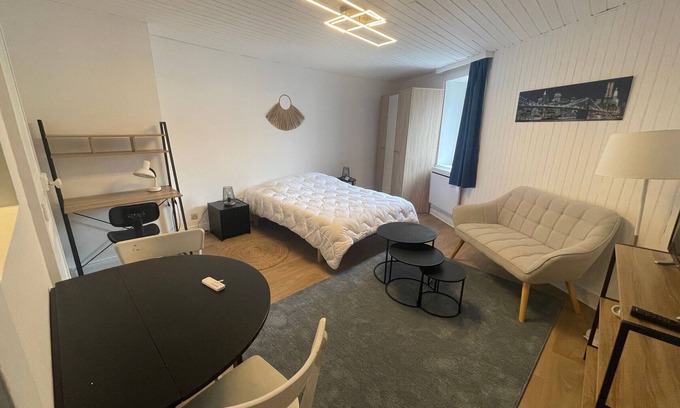 Epinal Apartment | Cozy apartment in Épinal, near attractions