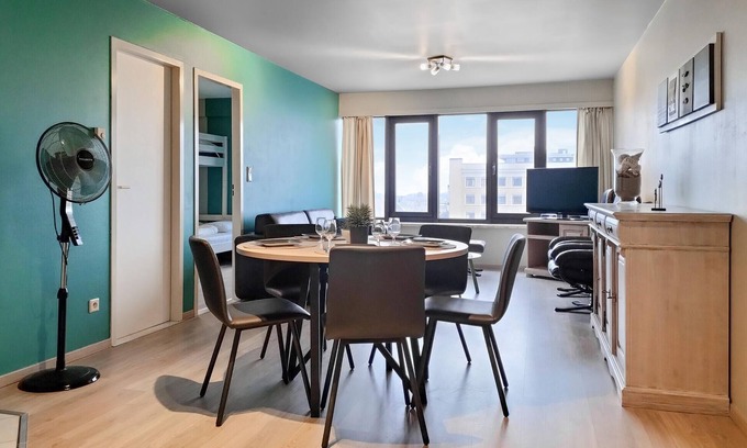 Mariakerke Apartment | Cozy apartment in Oostende with WiFi