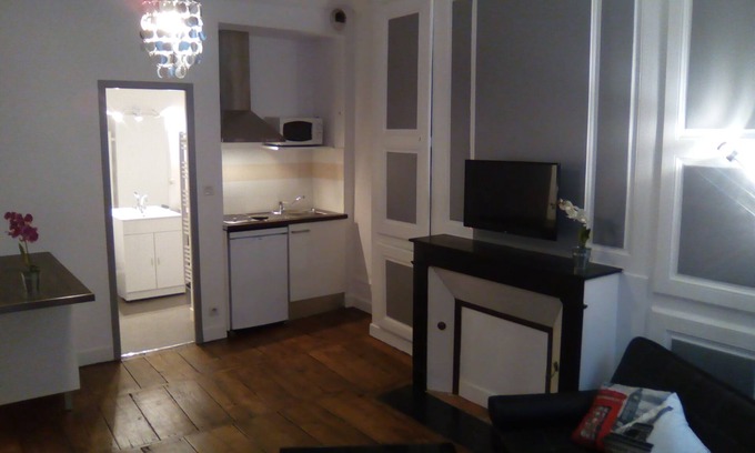 Limoges Apartment | Cozy apartment in the heart of Limoges
