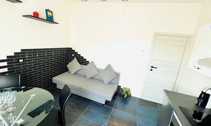 Sud-Est Apartment | Cozy Apartment in Verona n10-minute walk from the station n2 km from the Arena