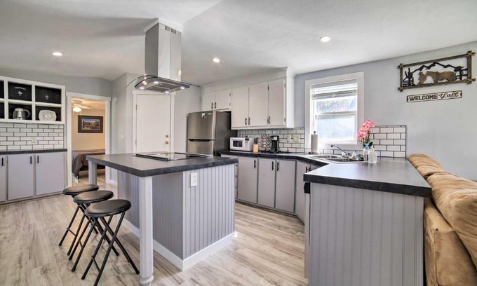 Ashton House | Cozy Ashton Abode with Yard - Near Park and Pool!