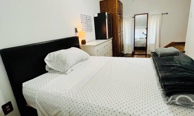 Shrewsbury House | Cozy bedrooms in Shrewsbury warm town and convenient