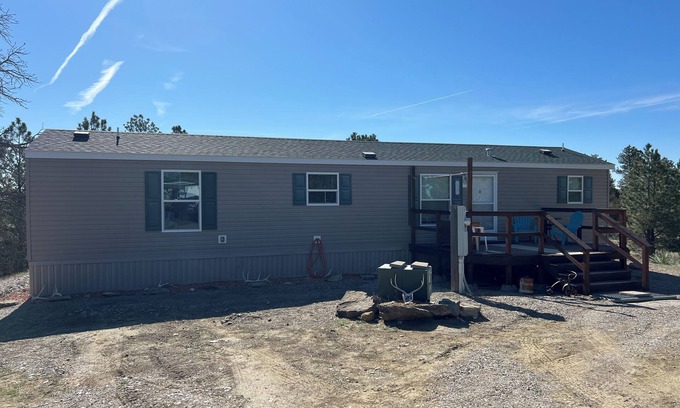 Petroleum County House | Cozy Breaks ‘BUNKHOUSE’