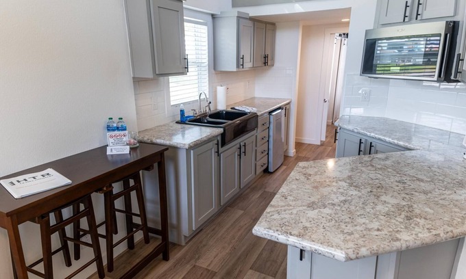 Ingram Cabin | Cozy Cabin with Kitchenette - Cabin A - Cozy Cabin with Kitchenette - Sleeps 6