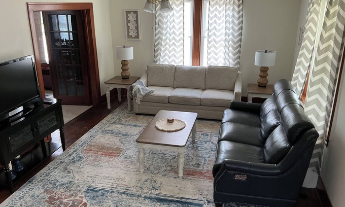 Hummelstown House | Cozy Cape Cod Home 4 Miles to Hershey Attractions