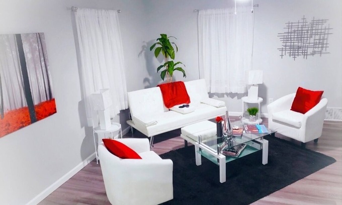 East Price Hill House | Cozy Cape Cod House-Mins from Downtown Cincinnati”