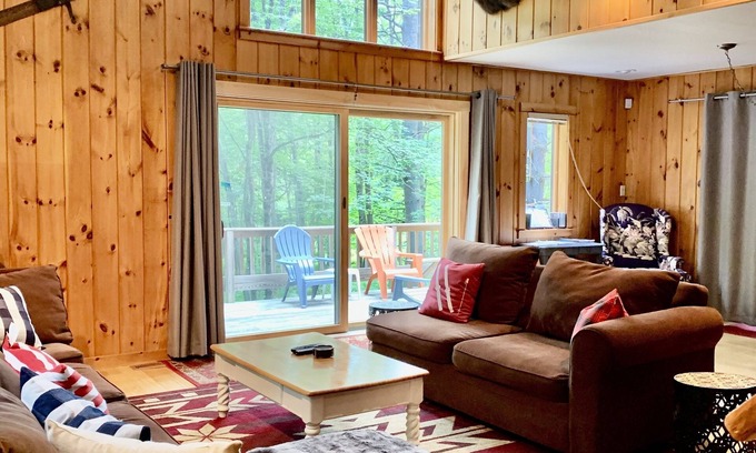 Ludlow Cabin | Cozy Chalet,Lake Pauline, Lake Rescue,and 2 miles to Okemo Mt