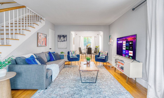 Dilworth House | Cozy & Charming Home, Minutes to Everything!