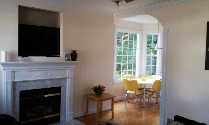 Fuquay-Varina House | Cozy, clean comfortable and close to all things North Carolina