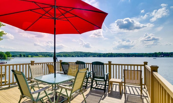 Scottsburg House | Cozy Cohocton Cottage with Private Beach and Deck!