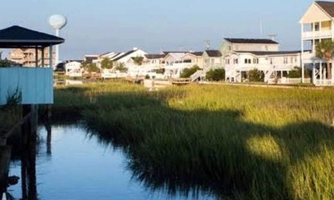 North Myrtle Beach Condo | Cozy Condo at the point of Cherry Grove Beach