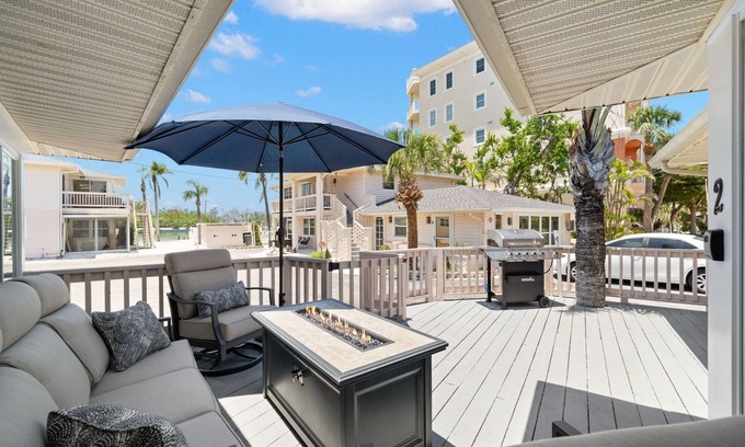 Siesta Key Condo | Cozy Condo in Siesta key with boat dock