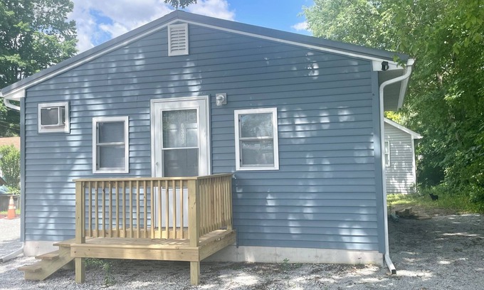 Bass Lake House | Cozy cottage with Bass Lake access only 300' away-6399.